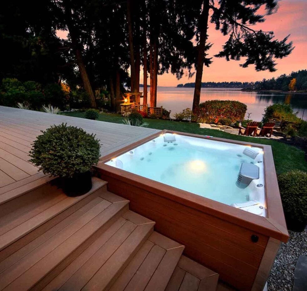 Luxury Spa Builders - Pool Tech